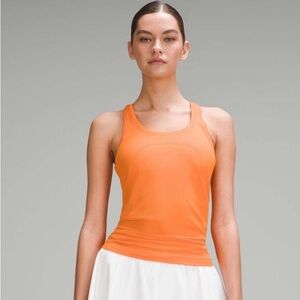 Lululemon Swiftly Tech Racerback Tank Top 2.0 *Hip Length
Orange Flash Size 6